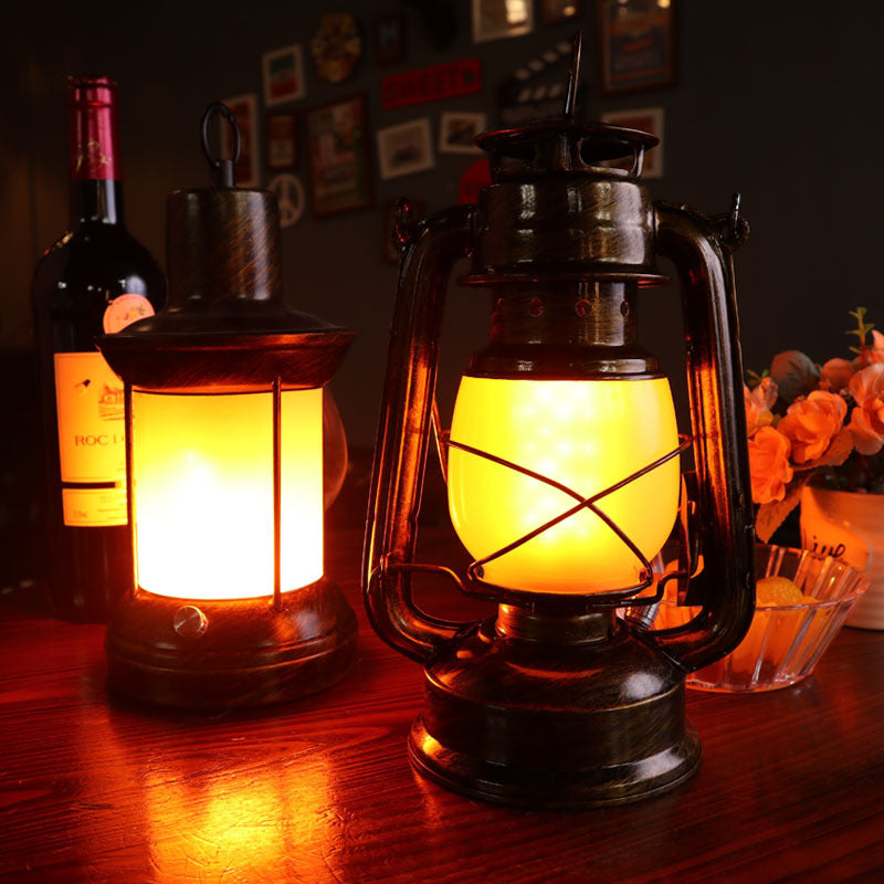 Retro Horse Lantern Kerosene Camping Lamp