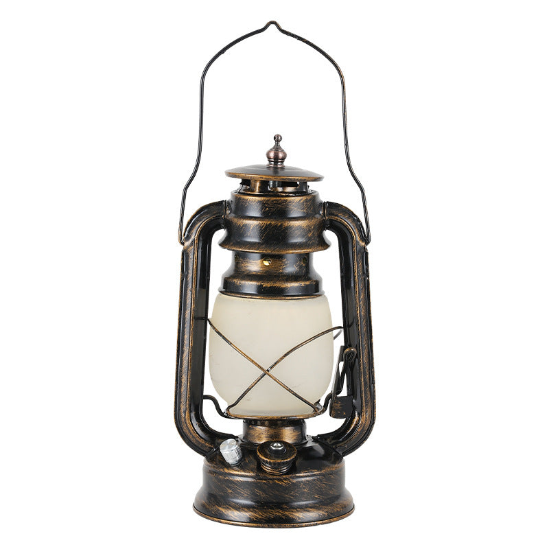 Retro Horse Lantern Kerosene Camping Lamp